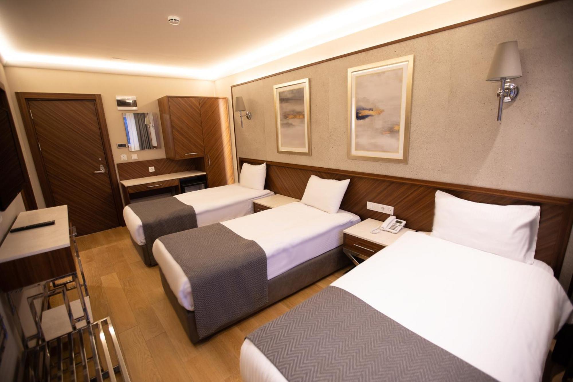 Triple Room,1274866993:JPEG